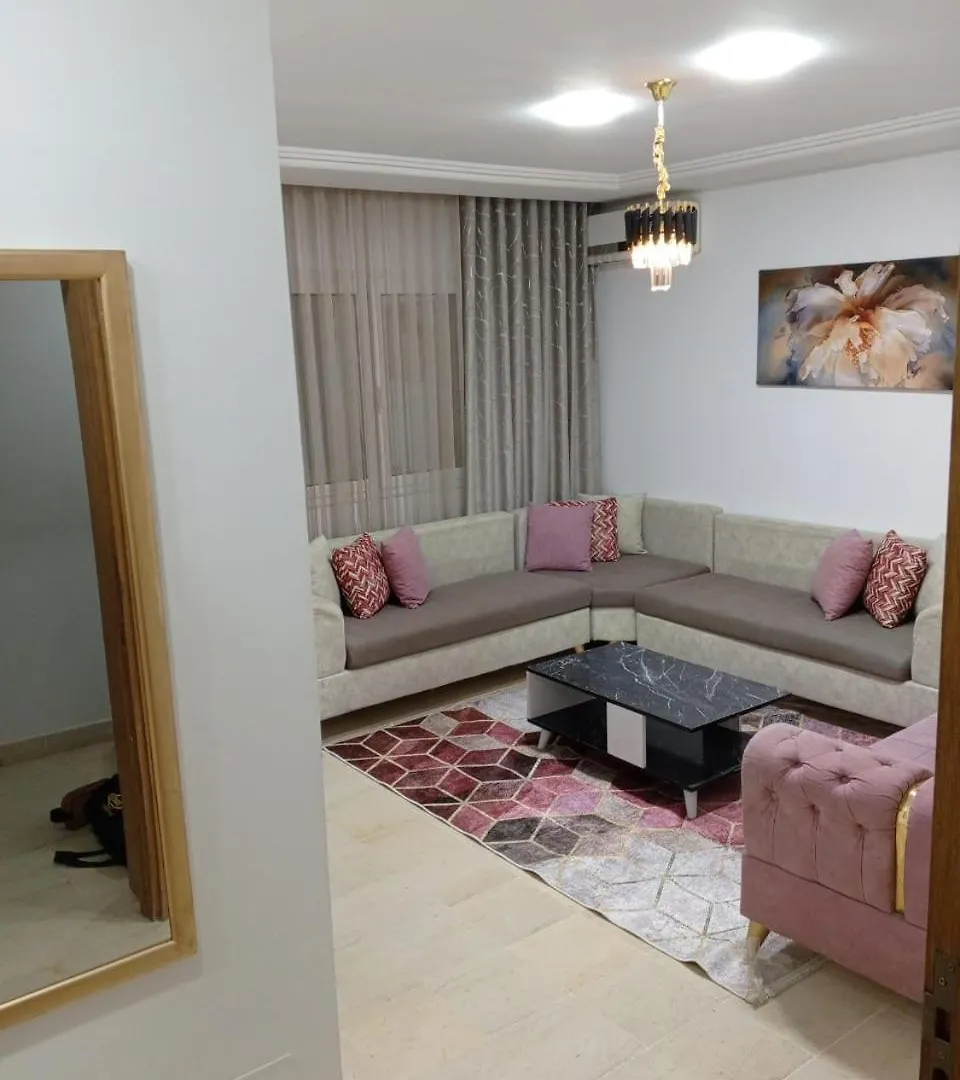 Rosaline Home Tunis 0*,