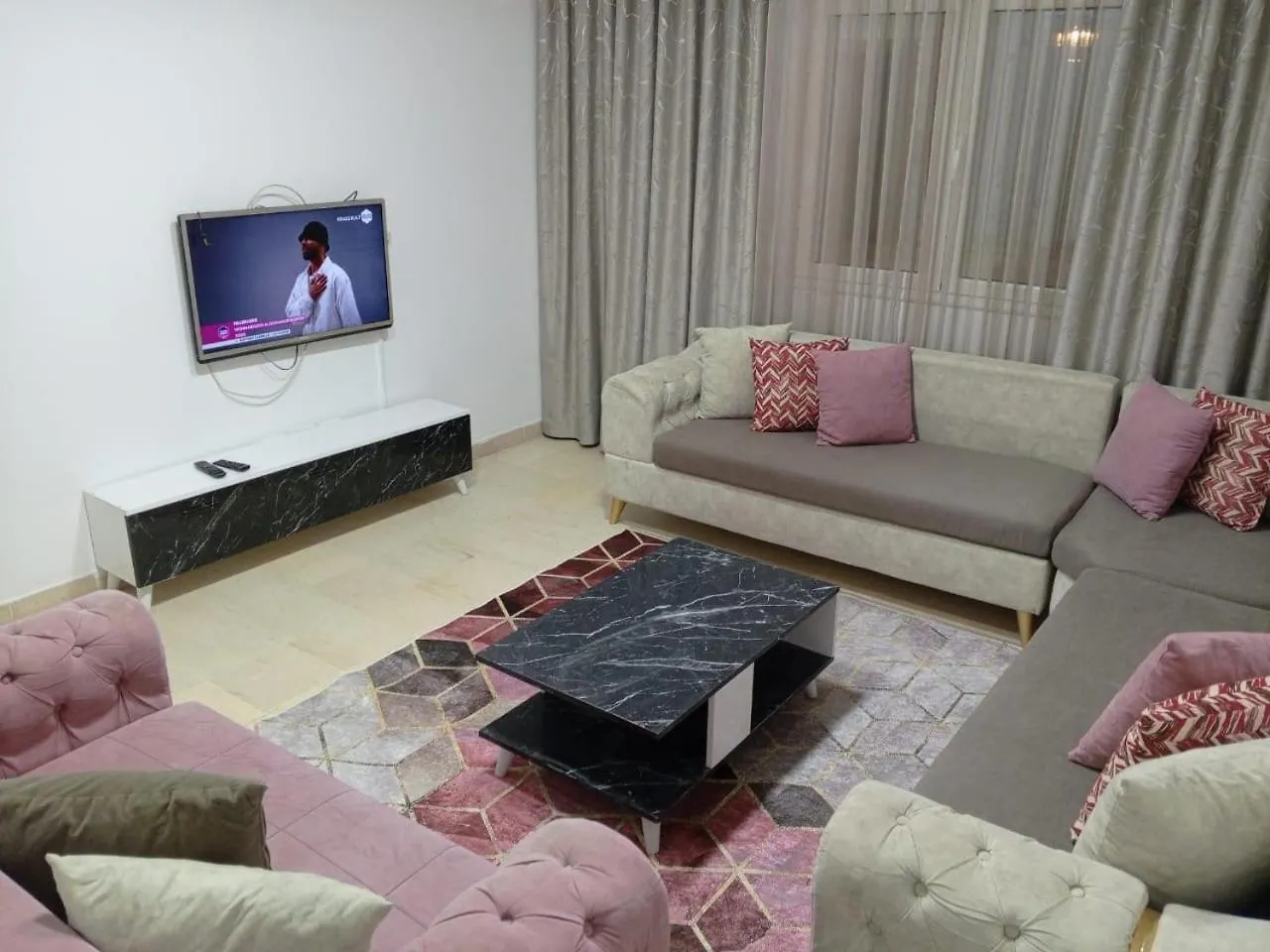 Rosaline Home Tunis 0*,  Tunisko